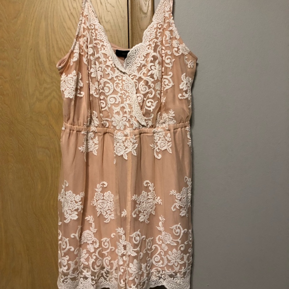 Forever 21+ 2X lace romper with adjustable straps